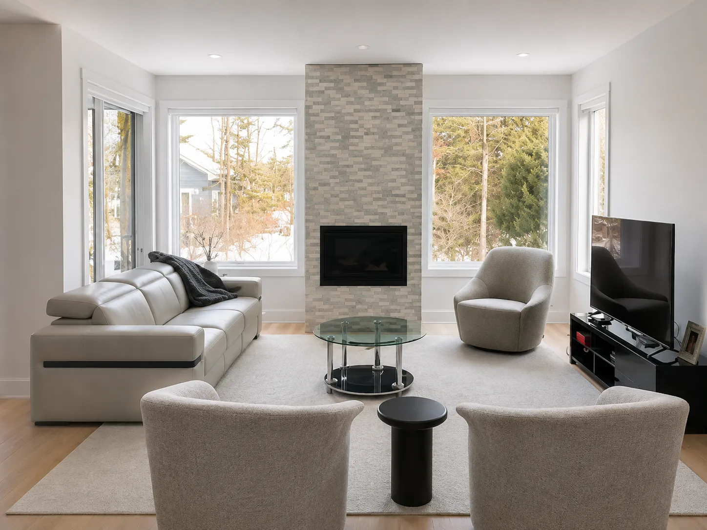 Custom area rug by Tapis André Viau